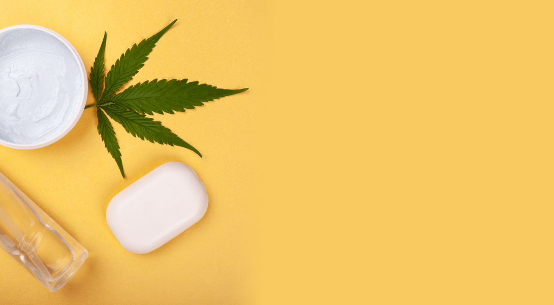 نماینده شورای دانش آموزان (در صورت تمایل مدیر)