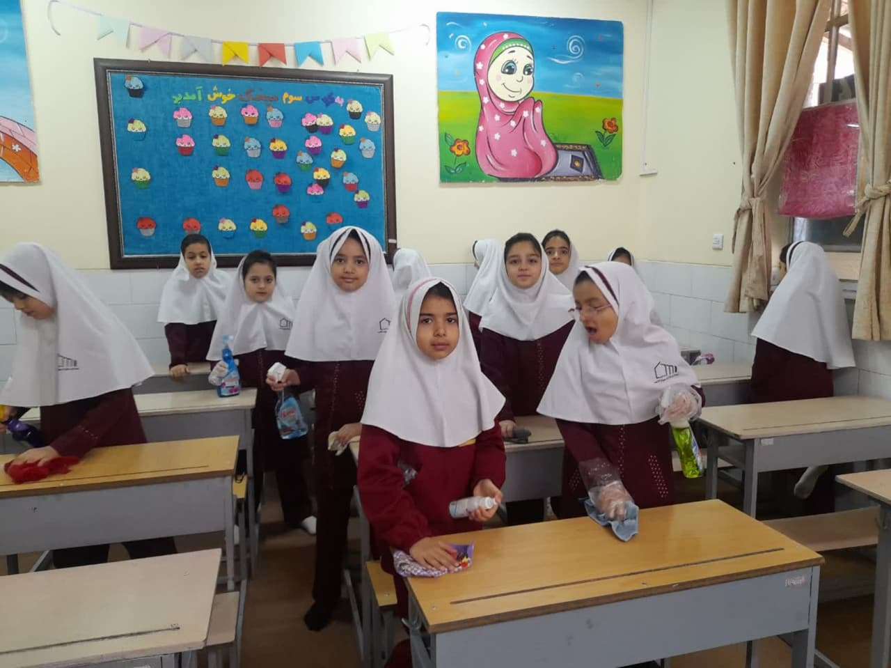 اجرای طرح خانه تکانی مدرسه