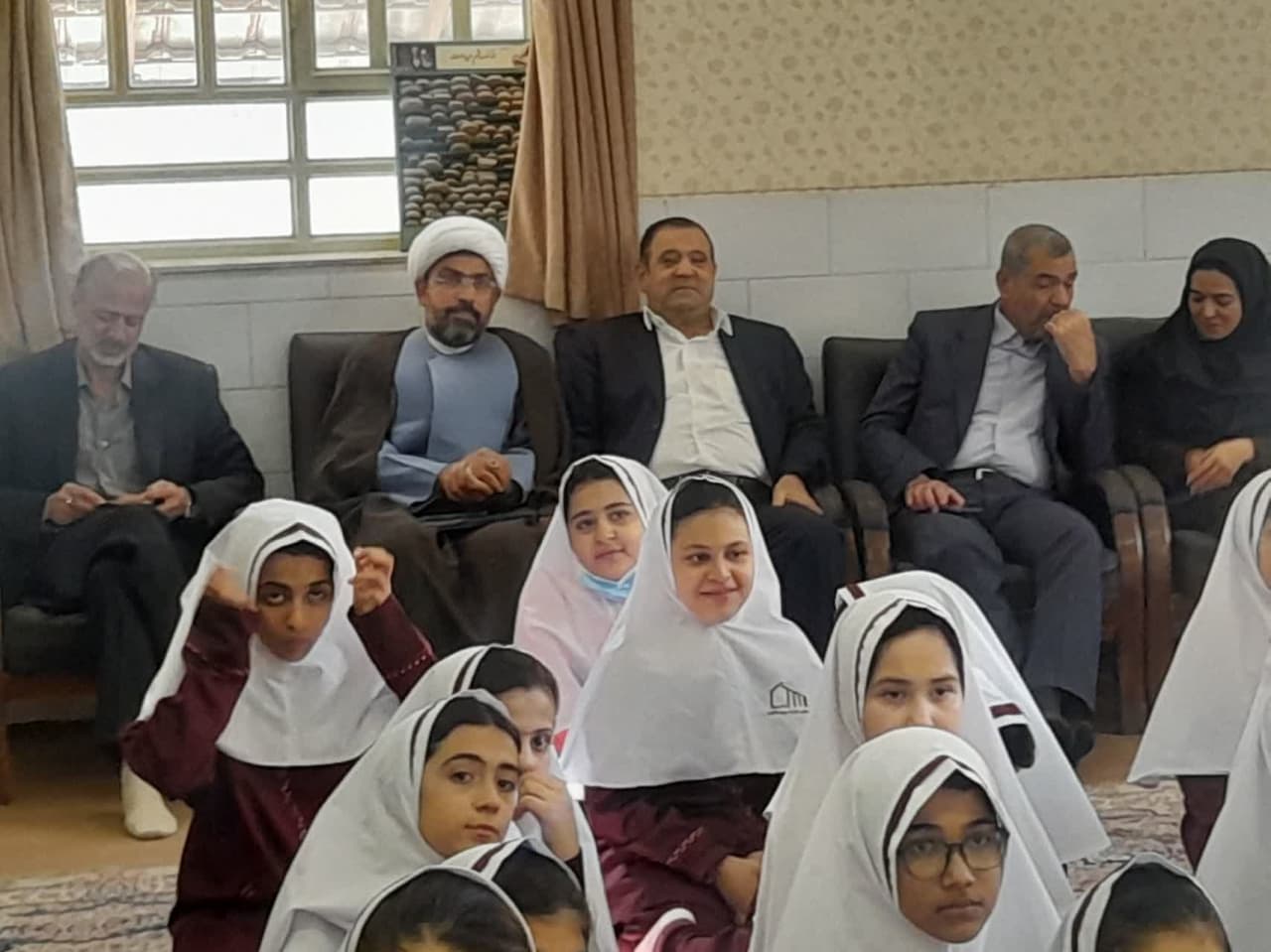 جشن بازگشایی مدرسه