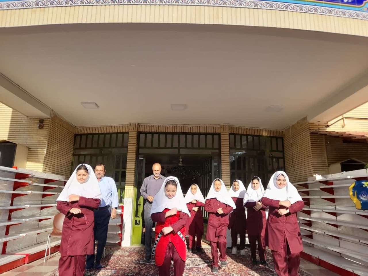 حضور مسئولین مجتمع در مراسم صبحگاه