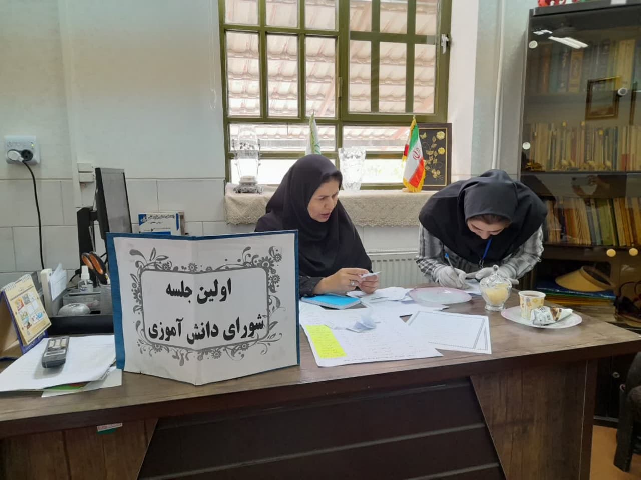 برگزاری اولین جلسه ی شورای دانش آموزی