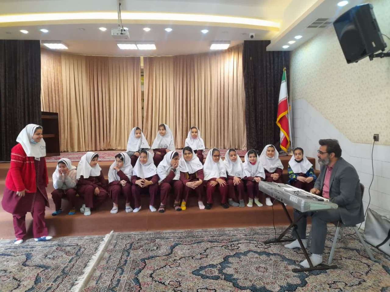 گرفتن تست صدا توسط استاد شاکری