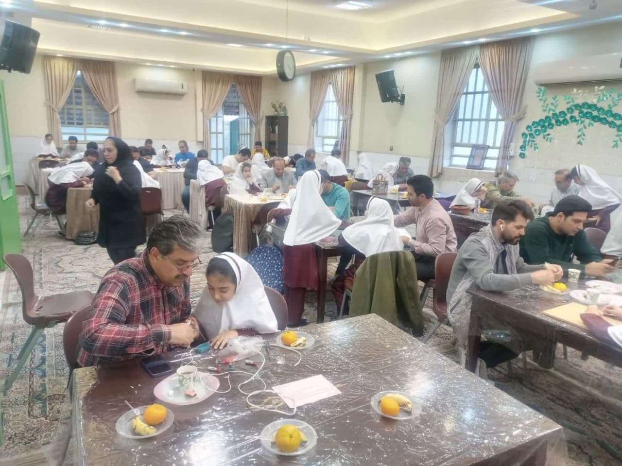 کارگاه آموزشی پدر دختری درس علوم پایه ی چهارم نسیم